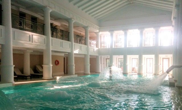 Thalasso pool at Elixir spa