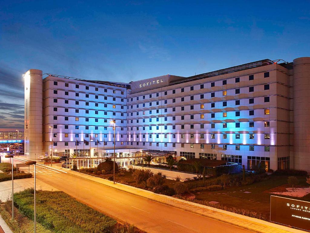 Athens Airport with Kids | The Ultimate Stress Free Survival Guide 11 Athens airport with Kids: Sofitel Hotel: where to stay with Kids near the airport | Family Experiences Blog