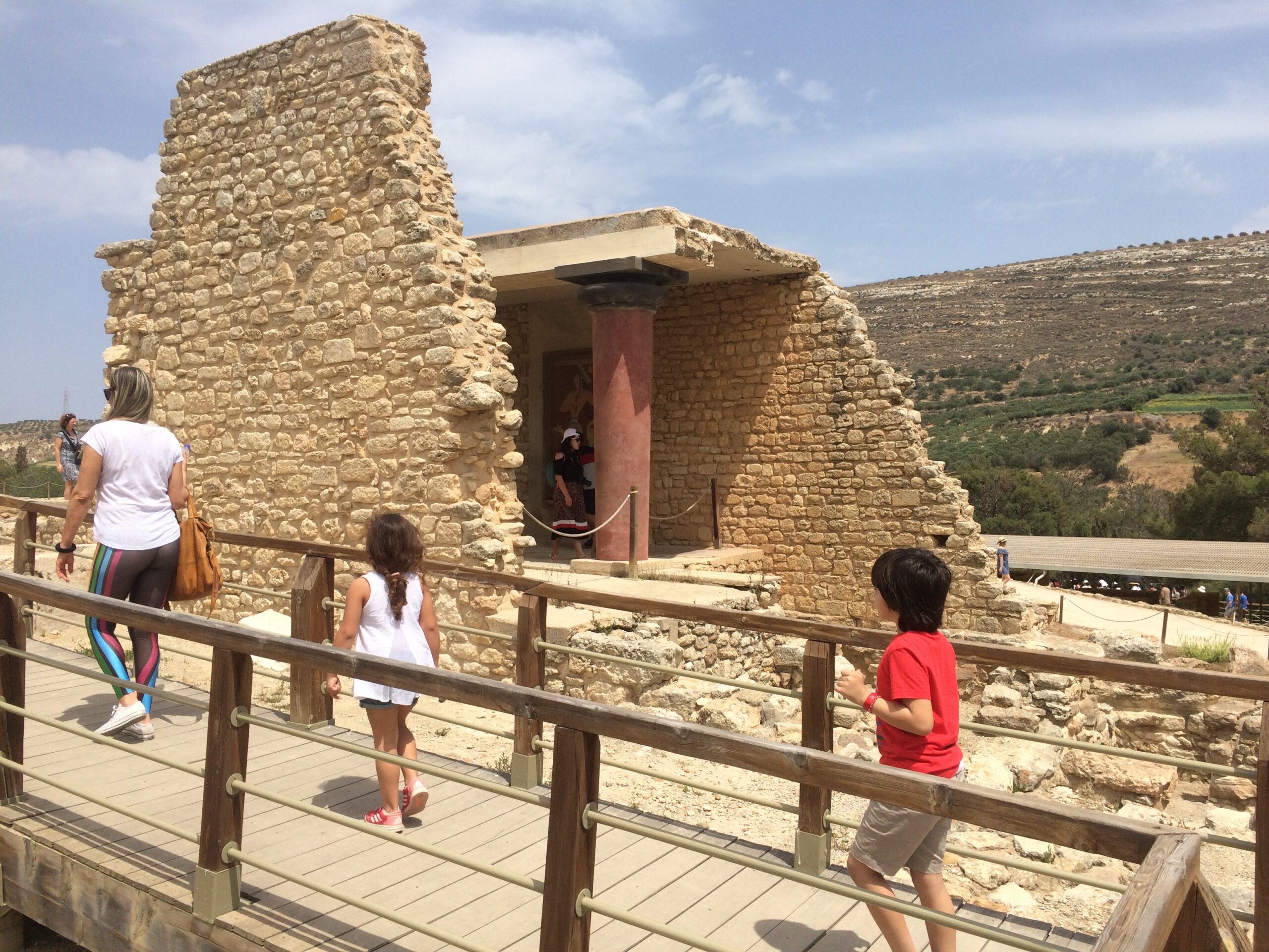 Palace of Knossos with Kids | Family Experiences Blog