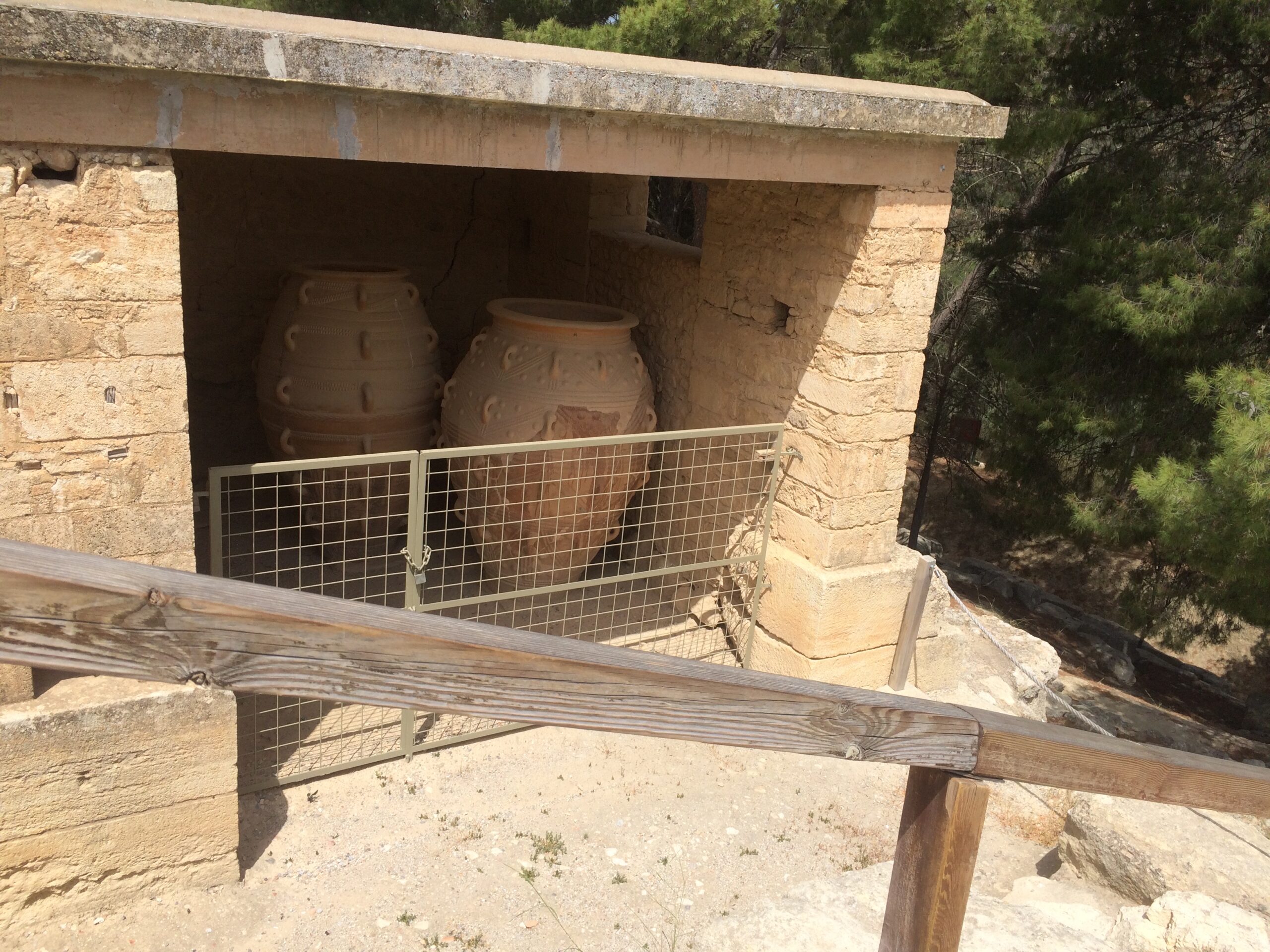 Palace of Knossos with Kids | Family Experiences Blog