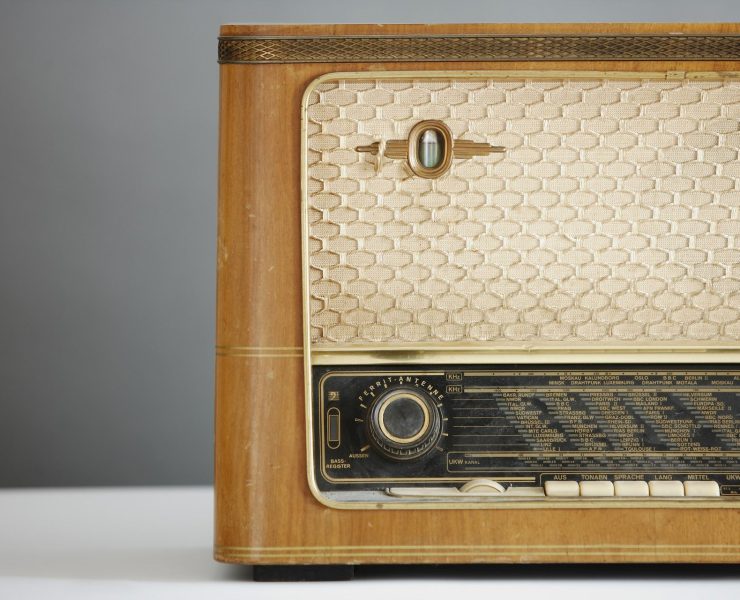 radio 1773304 1920