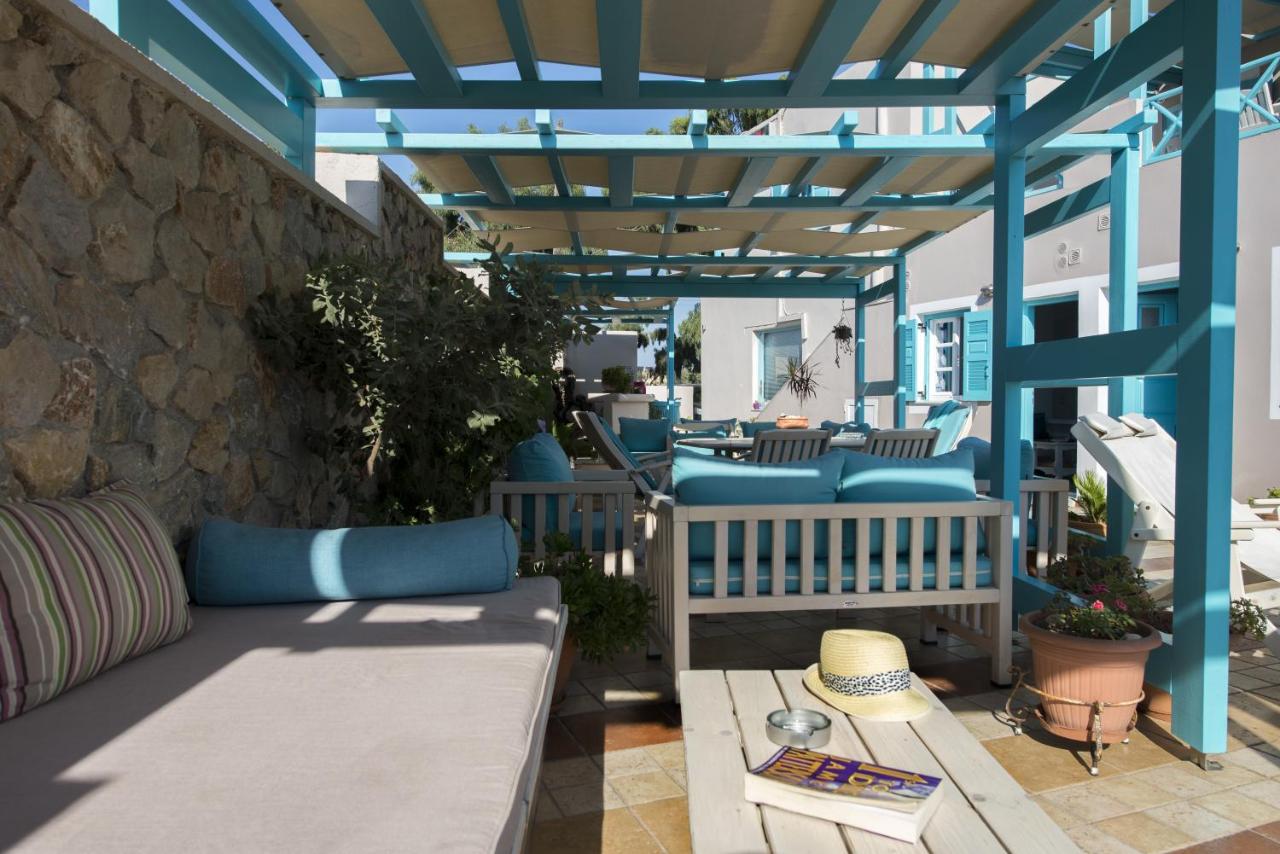 The Best Family Hotels in Santorini: Top Picks for Kids, Comfort & Views 13 villa Rose Santorini outdoor area sofa and sitting area outside