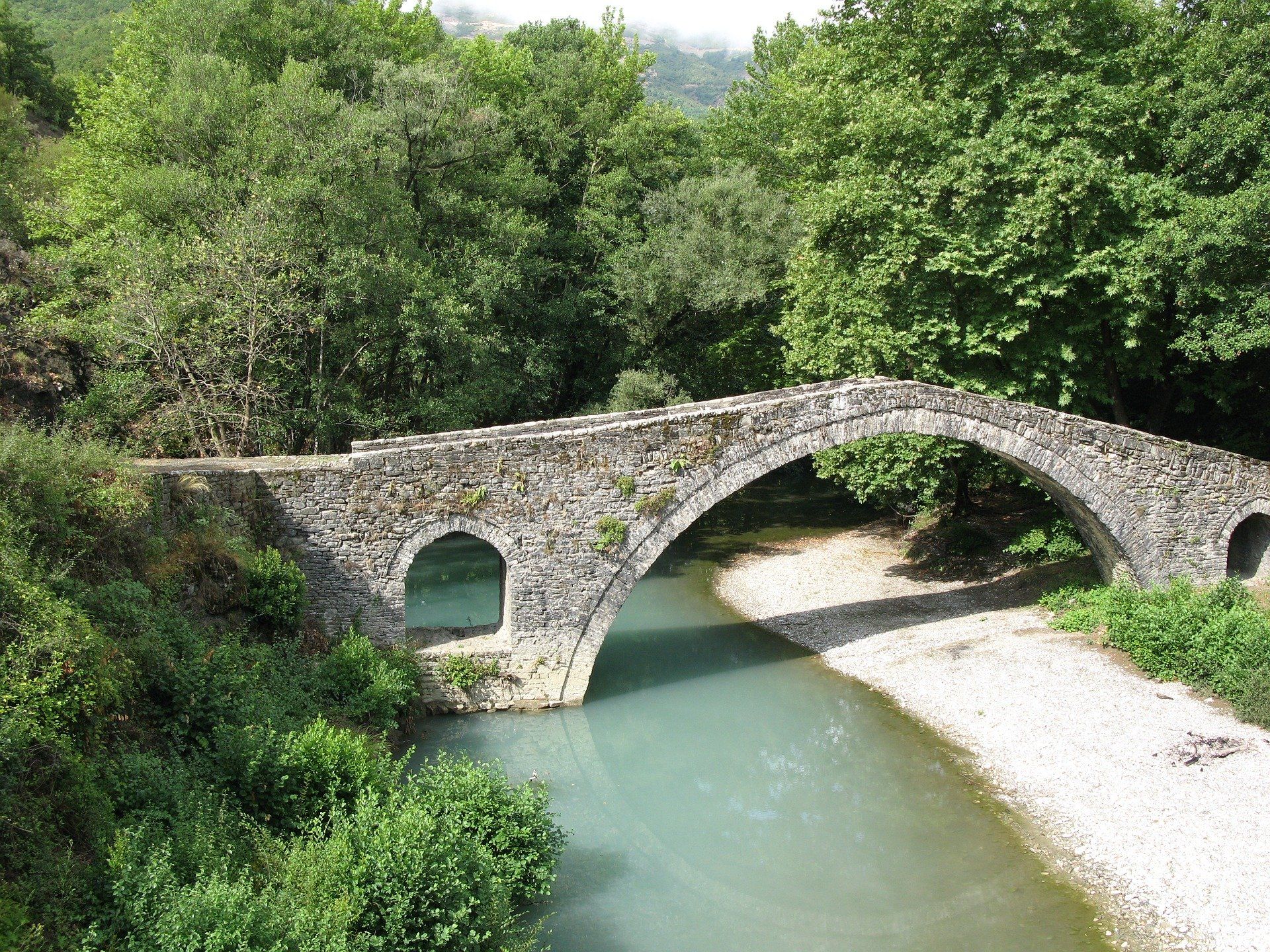 Epirus with kids Tzoumerka