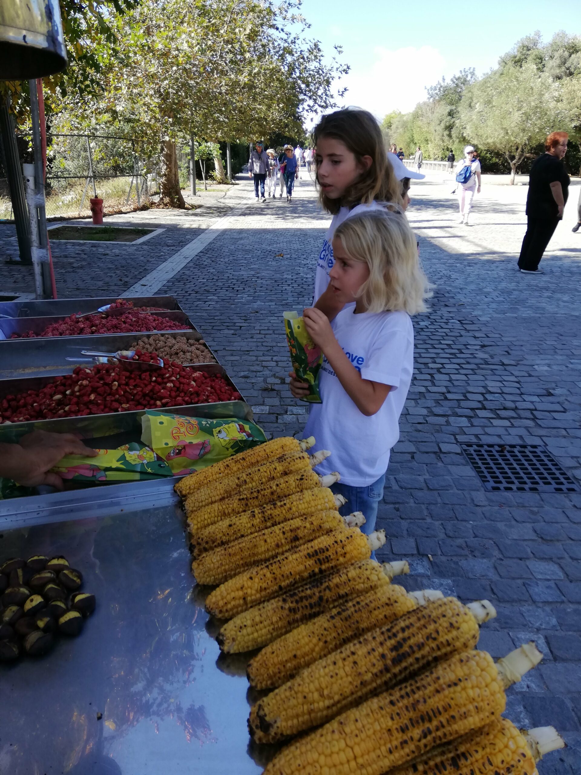 street vendors in Athens with kids