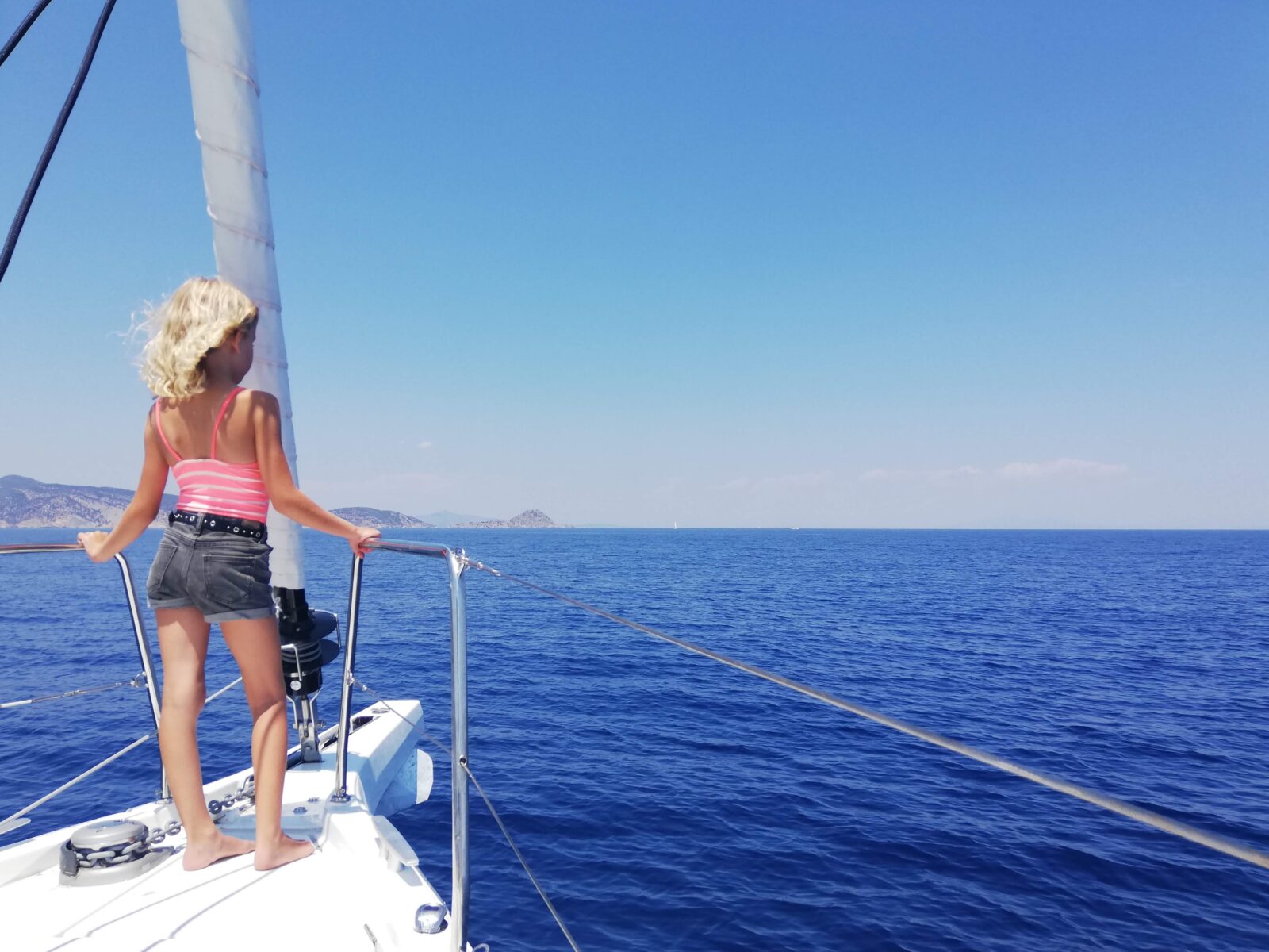 Sailing with kids in Greece