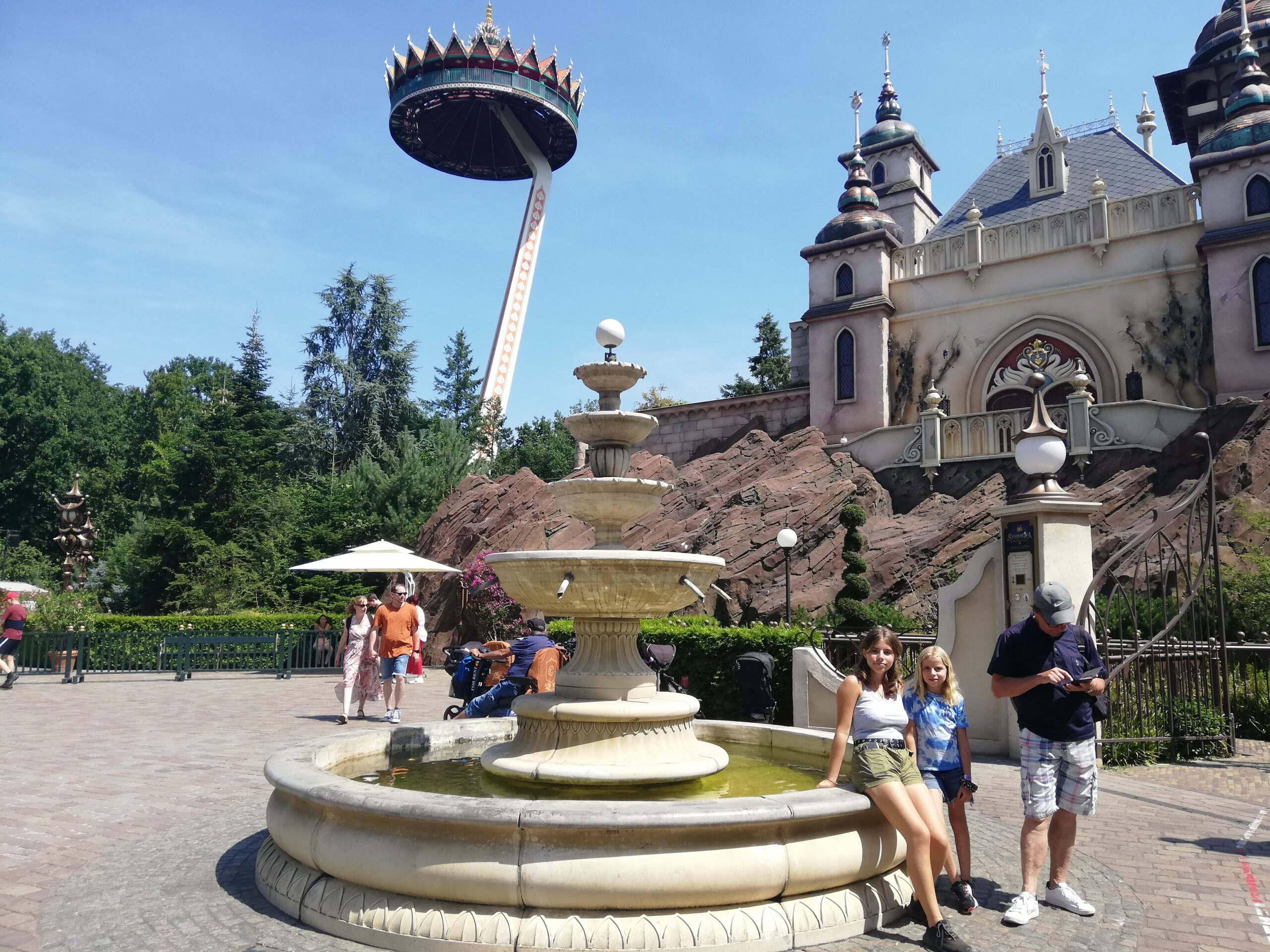 Here's why Efteling in the Netherlands is the best theme park in Europe! 4 IMG 20220718 132428 scaled