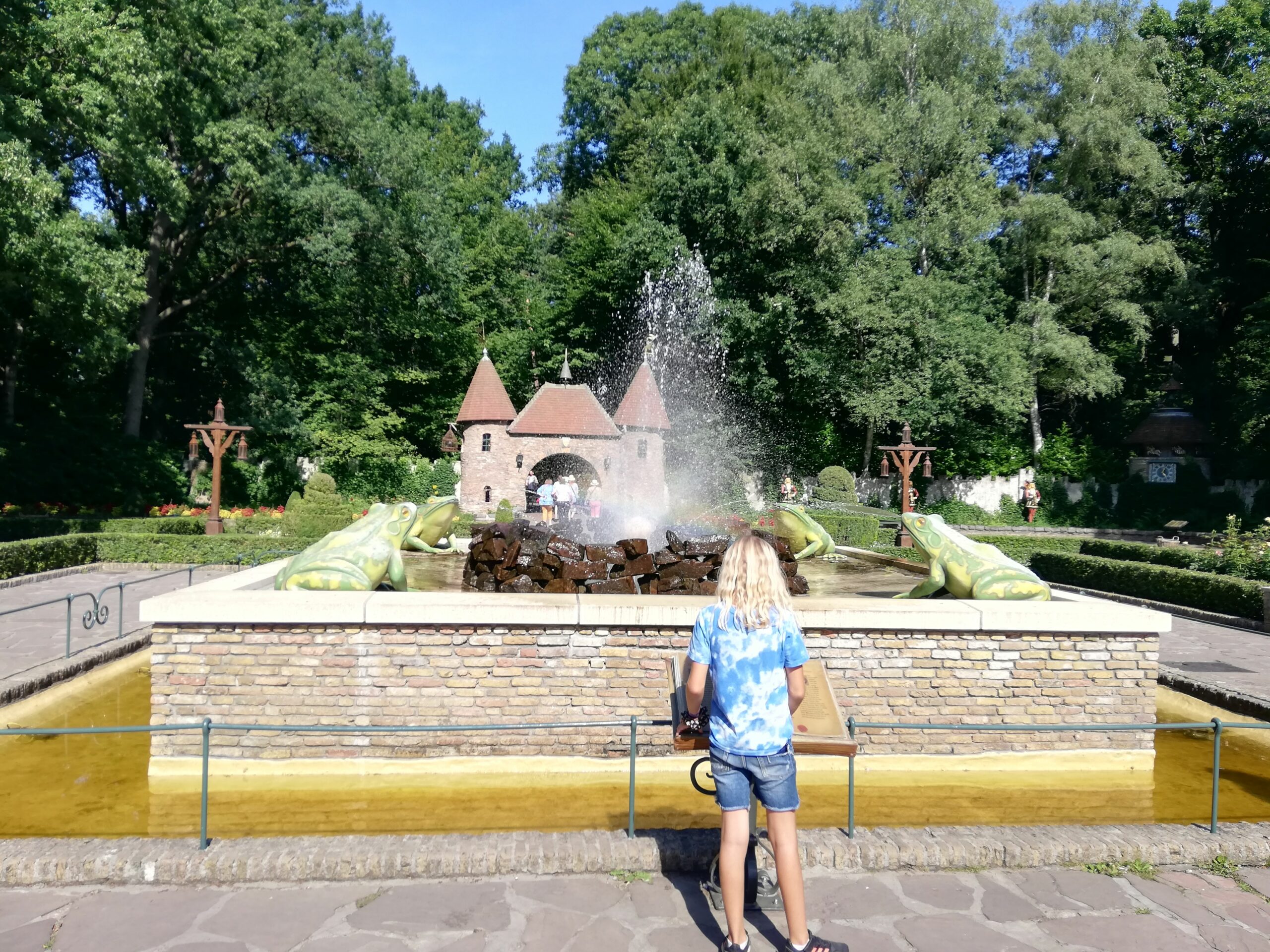 Here's why Efteling in the Netherlands is the best theme park in Europe! 6 IMG 20220718 170328 1 scaled