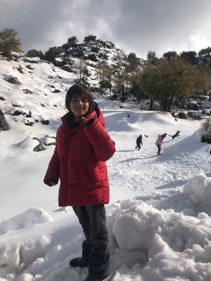 Does it snow in Greece? And how much snow does Athens get?