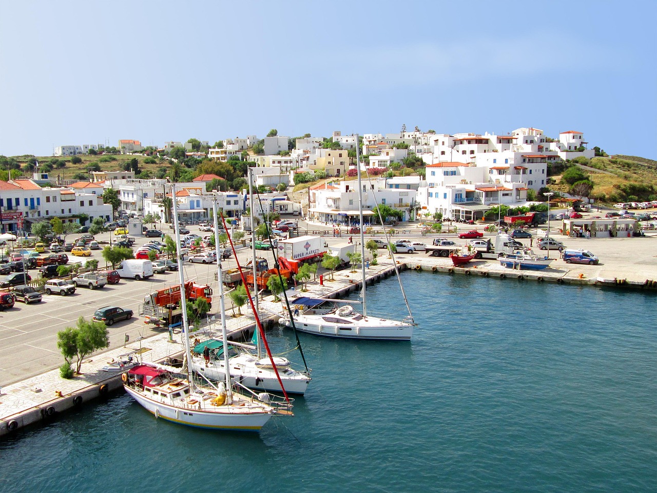 Greek destinations among The Telegraph’s Top 50 Hotspots for fabulous family holidays in Greece 4 Andros