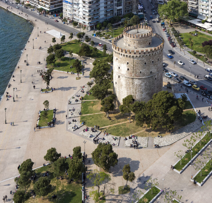 Thessaloniki with Kids - Things to see and do - Family Experiences Blog - White tower - waterfront