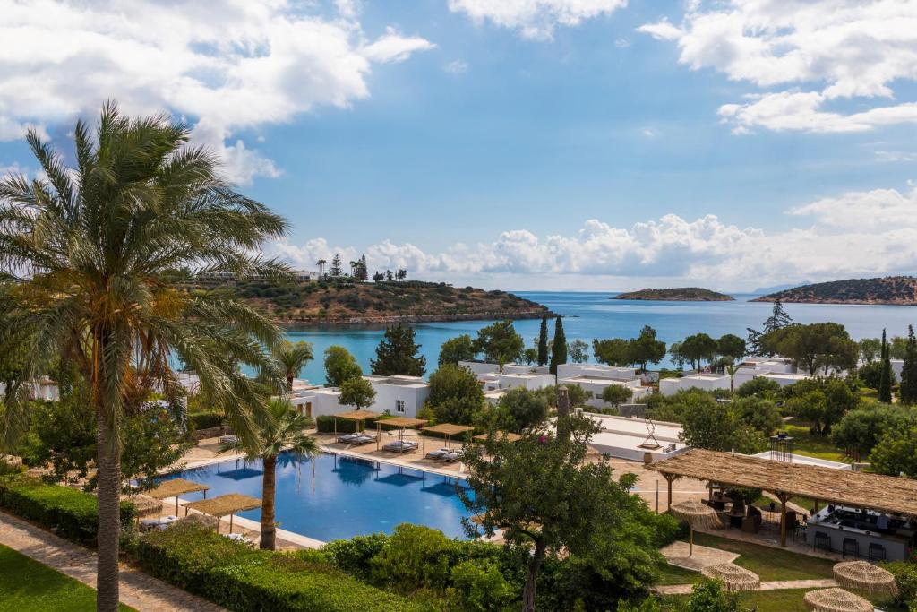 best family hotels in Elounda and Agios Nikolaos in East Crete, Greece | Family Experiences Blog