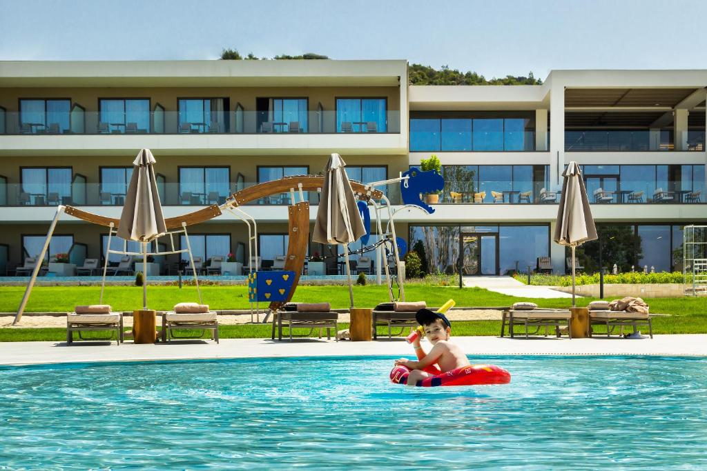 ammoa luxury hotel and spa in halkidiki